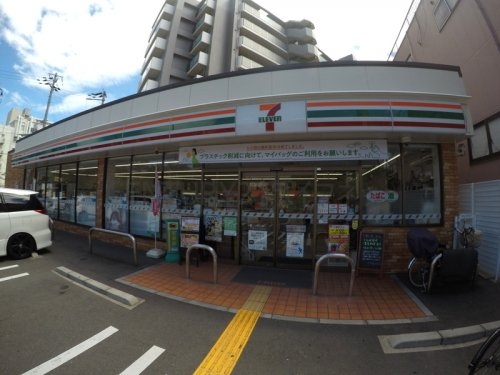 ロッヂえざかA(セブンイレブン吹田豊二店)