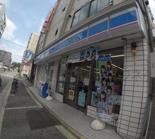 ノルデンハイム江坂2(ローソン吹田垂水三丁目店)