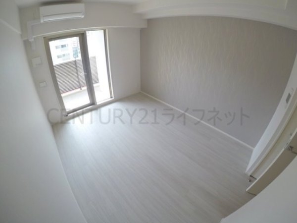 スプランディッド十三本町