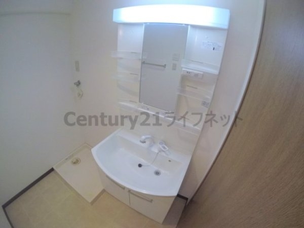 大阪市淀川区西中島１丁目のマンション