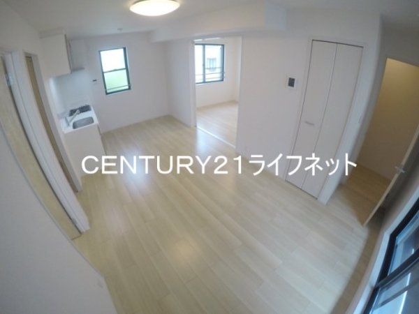 プラム江坂