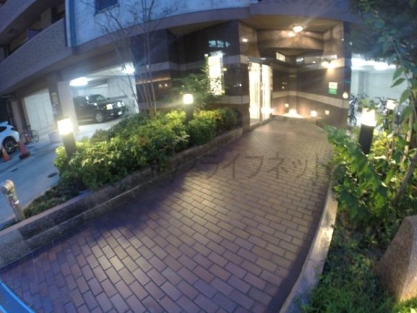 大阪市淀川区十三東２丁目のマンション