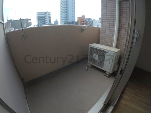 大阪市淀川区十三東１丁目のマンション