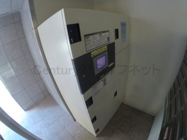 大阪市淀川区十三東１丁目のマンション