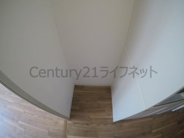 大阪市淀川区十三東１丁目のマンション