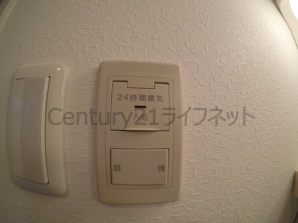 大阪市淀川区十三東１丁目のマンション