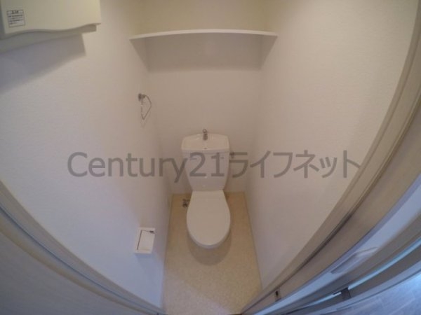 大阪市淀川区十三東１丁目のマンション