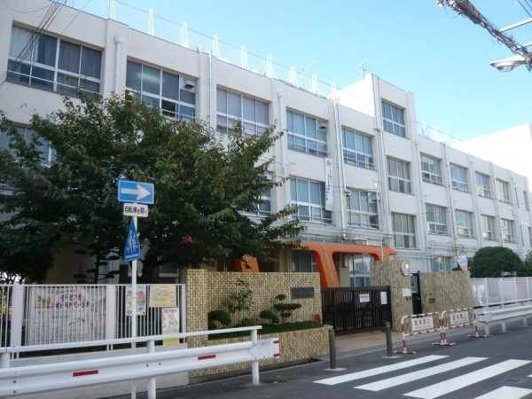 アローフィールズ壱番館(大阪市立大淀小学校)