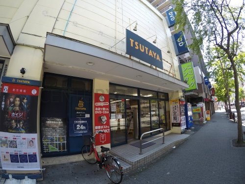 プレサンス大阪江坂(TSUTAYA江坂南店)