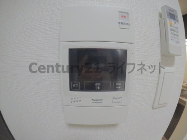 ユーズ8番館