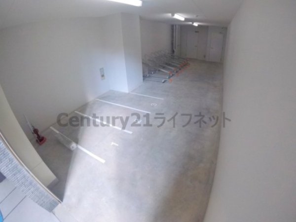 ユーズ8番館