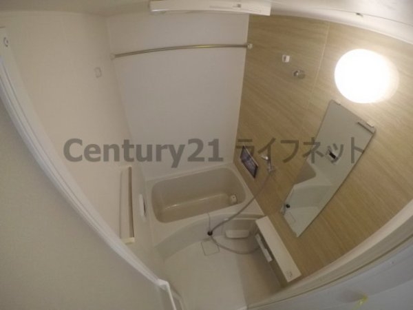 ユーズ8番館