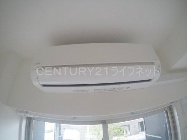 アドバンス江坂東デパール