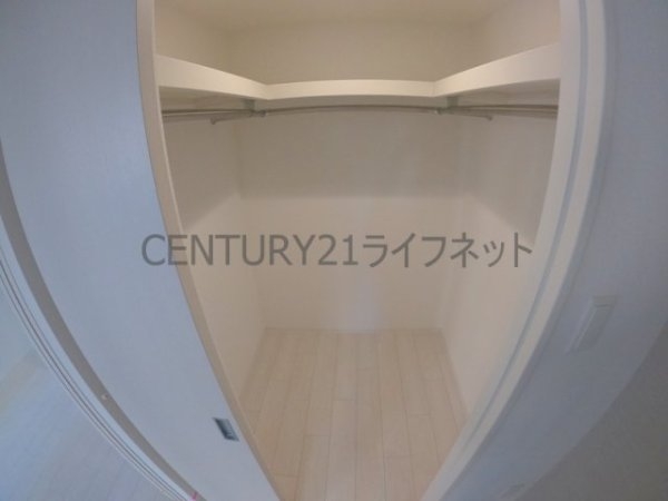 セレニテ江坂グランデ