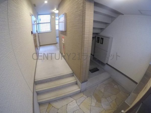 吹田市江坂町５丁目のアパート