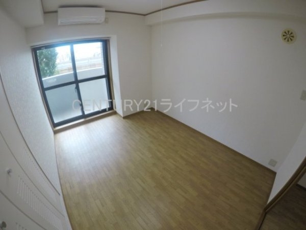 大阪市淀川区東三国３丁目のマンション