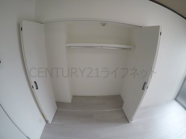 大阪市淀川区十三東１丁目のマンション