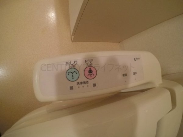ドゥーエ江坂1