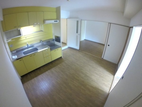 大阪市淀川区三国本町３丁目のマンション