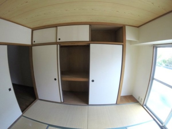 大阪市淀川区三国本町３丁目のマンション