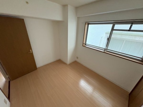 ウエストコート新大阪（宮原）
