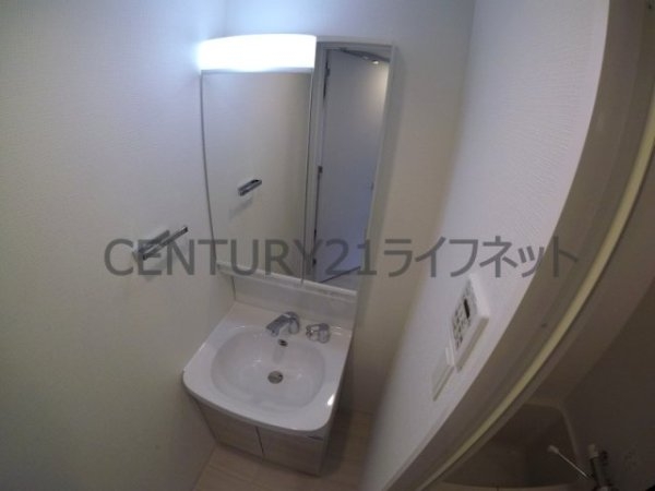 アドバンス西梅田ビオス