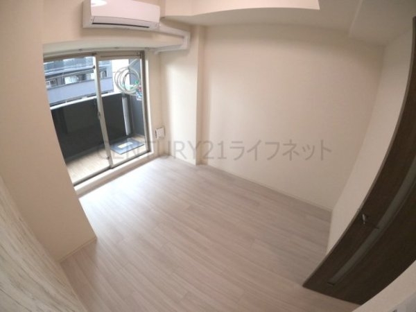 プレサンス塚本アクミリオン