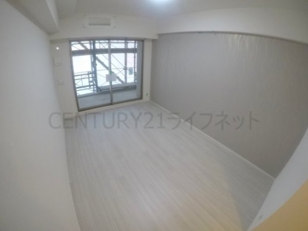 スプランディッド十三本町