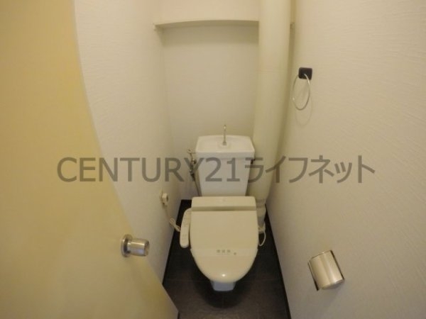 ホワイトハイツカドタ