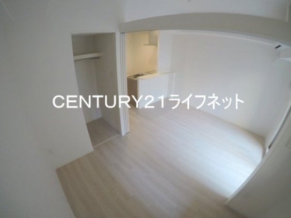 セレニテ江坂グランデ
