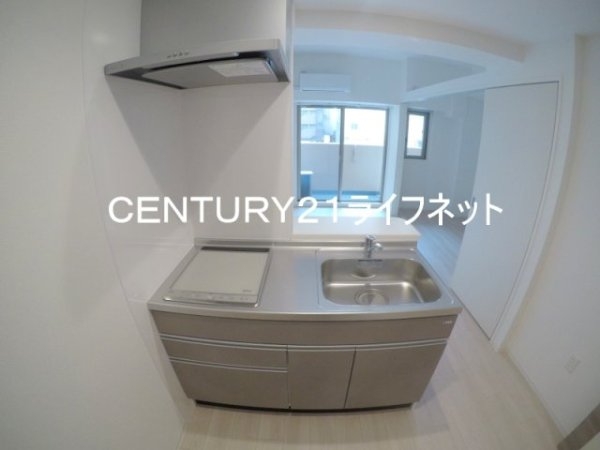 セレニテ江坂グランデ