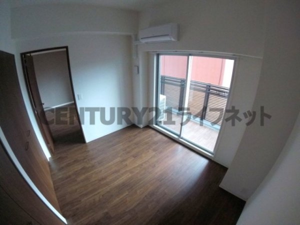 アプリーレ中之島
