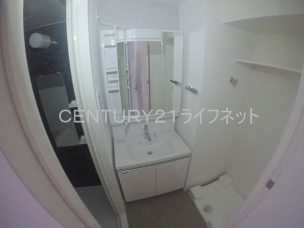 アドバンス江坂東デパール