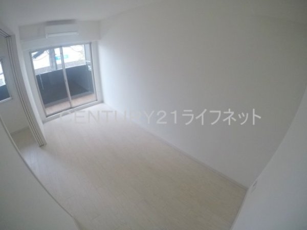 アドバンス江坂東デパール