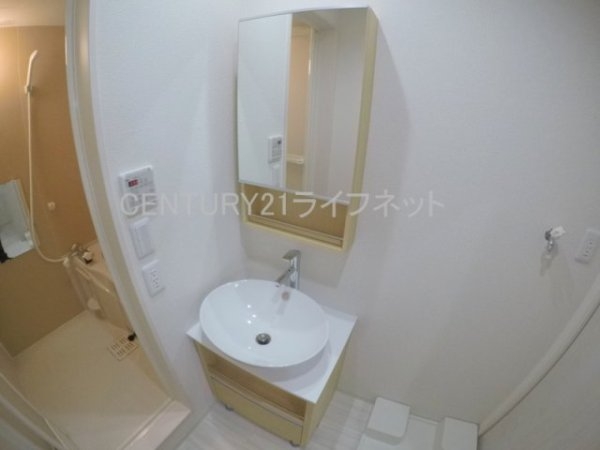 大阪市東淀川区西淡路３丁目のアパート