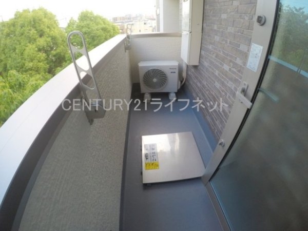 大阪市東淀川区西淡路３丁目のアパート