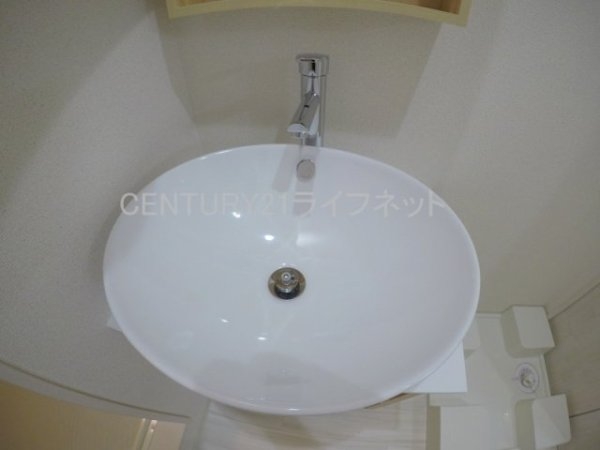 大阪市東淀川区西淡路３丁目のアパート