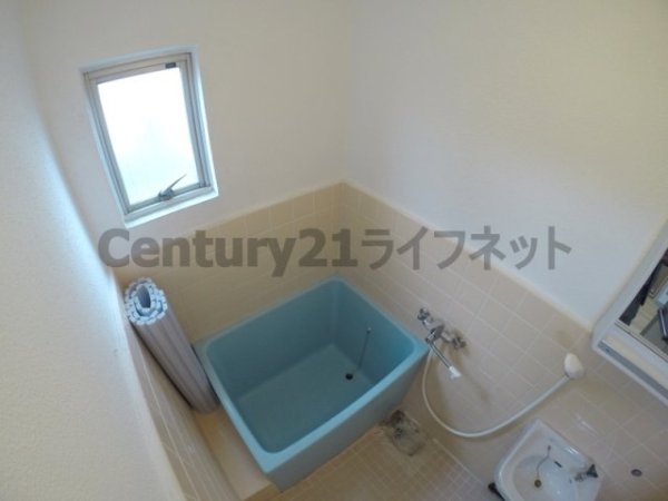 大阪市東淀川区淡路５丁目のマンション