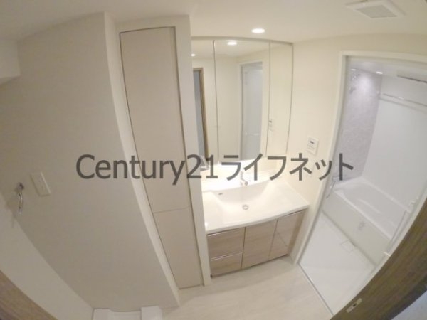 コンフォリアリヴ南森町Q