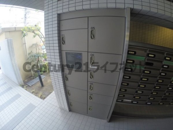 ウィスタリア新北野