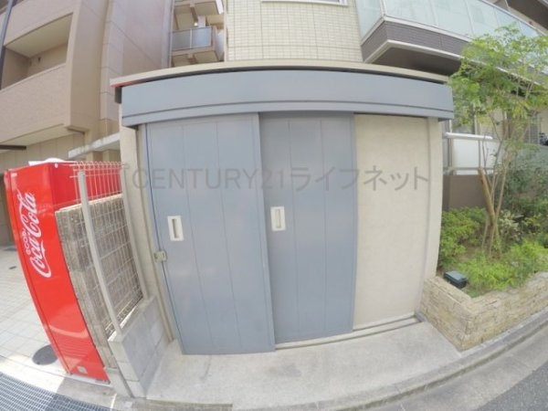 ルリエ江坂