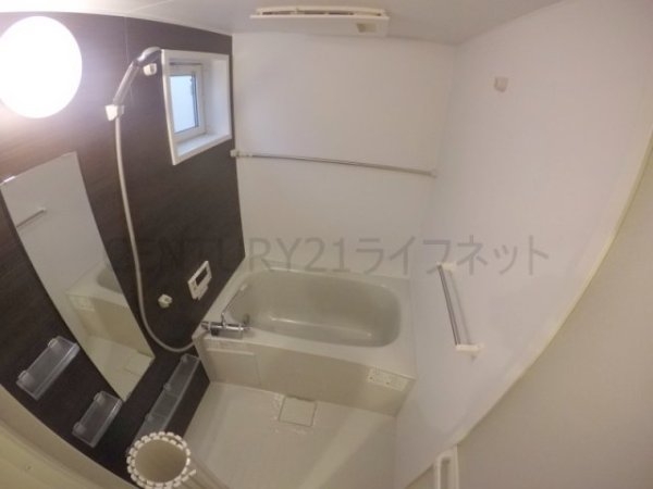 ルリエ江坂