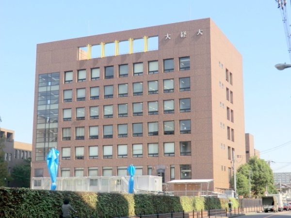 キャニスコート上新庄(大阪経済大学)