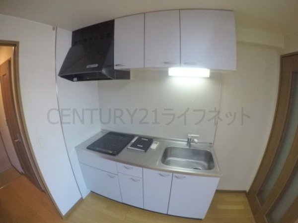 シーナリ江坂