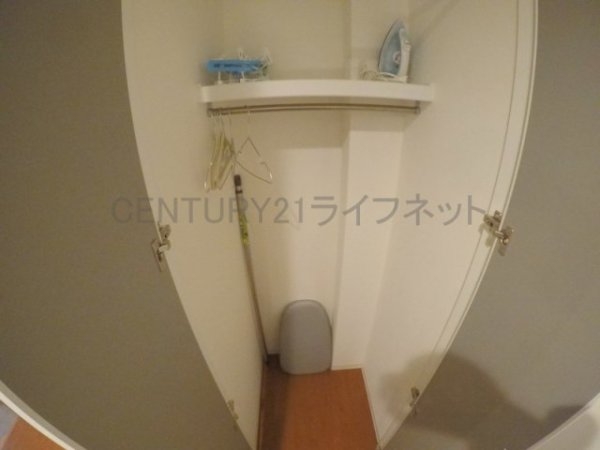パロス江坂垂水町