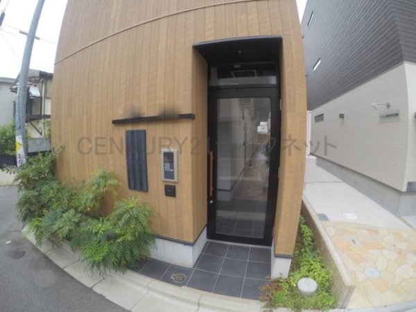 パロス江坂垂水町