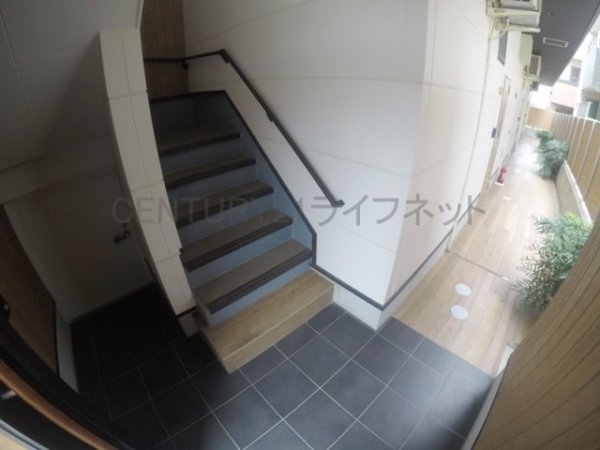 パロス江坂垂水町