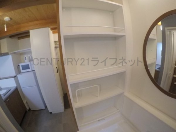 パロス江坂垂水町