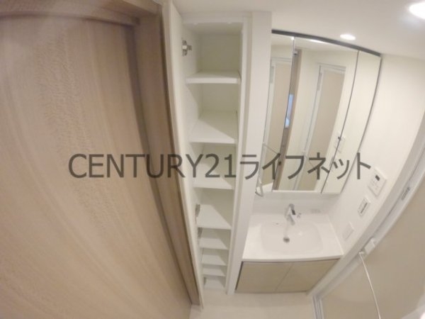 ザ・パークハビオ同心