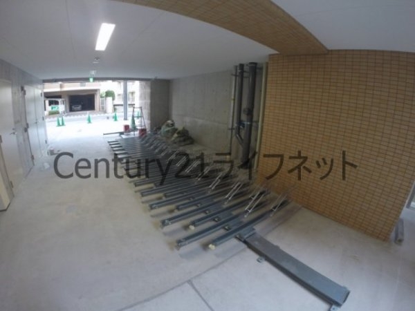 フレンシアノイエ東三国